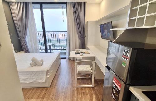 Tu Liem Apartment | Delux Studio Near Grand Plaza And Vincom Mall In City Centre