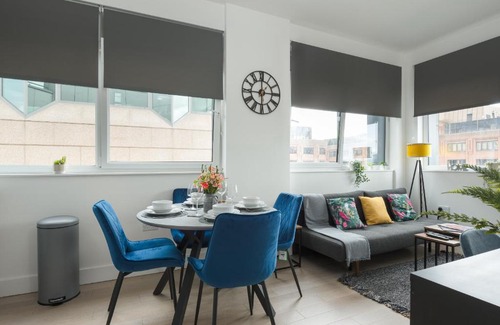 Central Milton Keynes Apartment | Stylish 2-Bed Milton Keynes Apartment Near City Center