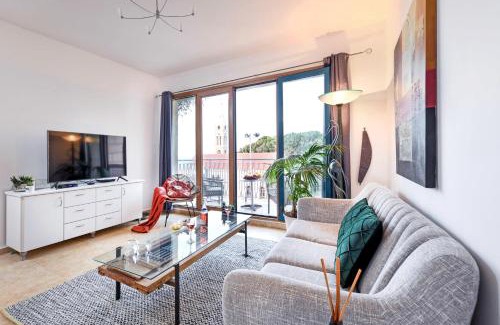 Jaffa Apartment | Elegant 2BR Apartment with Pool in Historic Jaffa