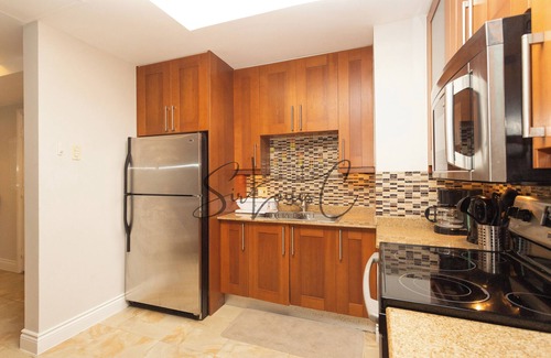 Saint James Condo | Deluxe 2BR Condo Elegant Homey Amazing Views Secure