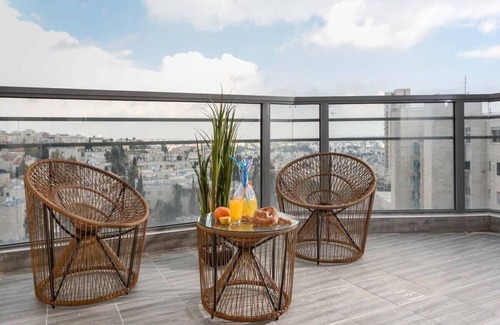 Jerusalem Condo | Deluxe 3 bedrooms flat in residential area