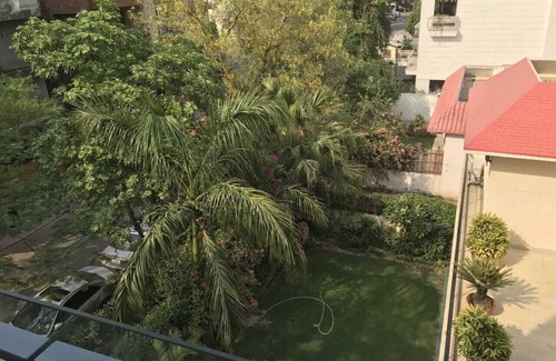 Okhla Apartment | Spacious 4 Bedroom Apartment with Modern Kitchen Amenities