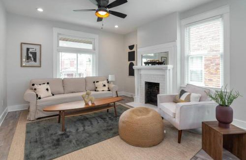 Mount Auburn House | Spacious 4-Bedroom Retreat with Huge Deck Near Downtown
