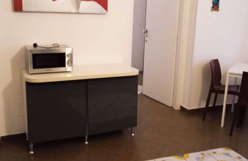 Rione Duomo Apartment | Elegant Apartment in Historic Salerno with Spa and Hot Tub