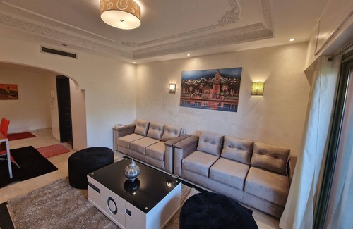 Majorelle Apartment | Prime City Center Apartment with Free WiFi & Pool Access