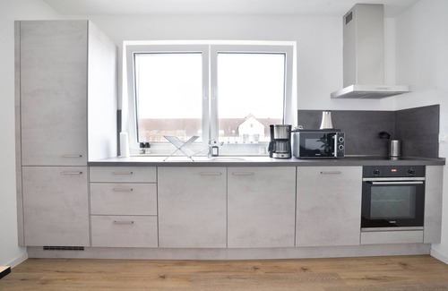 Osnabrueck Apartment | Central OS Apartment with Spa & Breakfast Amenities