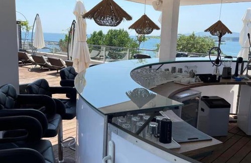 Primorsko Apartment | Top-Rated Deluxe Apartments in Приморско with Ocean Views