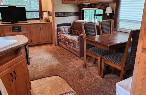 Nevis RV Rental | Top-Rated Deluxe Camper at Family-Friendly RV Park