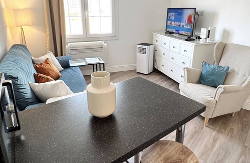 Gibraltar Apartment | Exceptional City Centre 2 Bed Apartment with Private Balcony