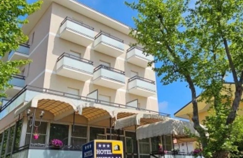 Cagnona Hotel | Deluxe Double Room at Hotel Kursaal with Ocean View