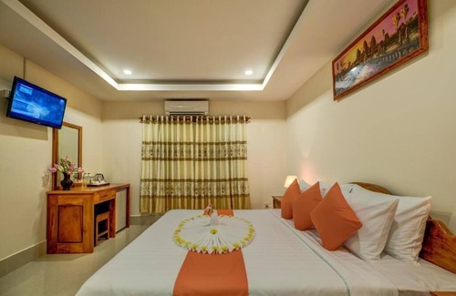 Siem Reap Resort | Deluxe Double Room with Pool Access and Free Pickup Service
