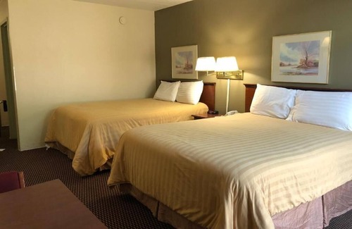 Worthington Hotel | Family-Friendly Double Room with Two Beds – Non-Smoking