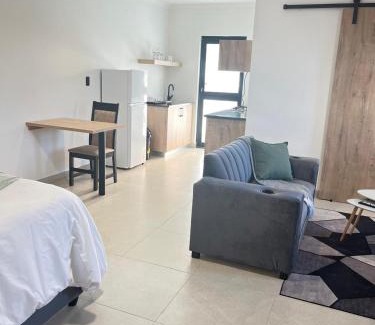 Beacon Bay Apartment | Deluxe Dwellings 3