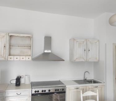 Vico del Gargano Apartment | Family Suite with Breakfast & Pet-Friendly Amenities