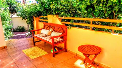 Golf Bahia Apartment | Pet-Friendly Garden Flat Steps from Terra-Mítica Attractions