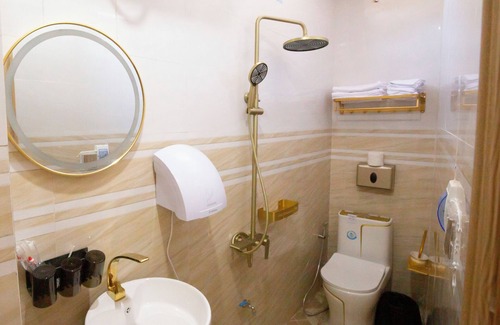 Meo Vac Apartment | Deluxe Hà Giang Stay with AC, Scenic Views & Private Bath