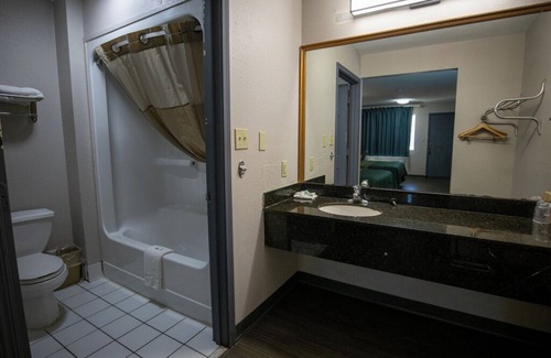 Morgan City Hotel | Comfortable Deluxe Inn & Suites in Morgan City Awaits
