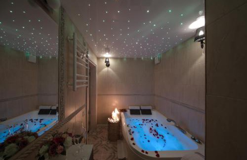 Klaipeda Apartment | Premier Jacuzzi Retreat - 4-Star with Perfect Guest Rating
