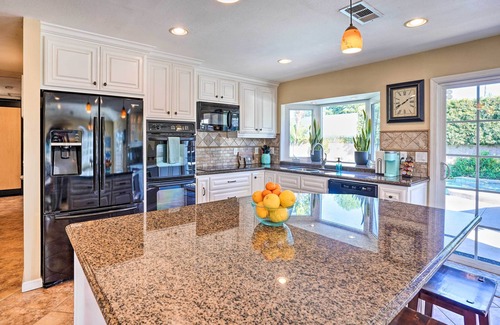 Laguna Hills House | Inviting Laguna Hills Home with Private Pool & Ocean View