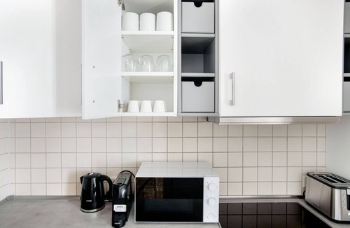 Schillerkiez Apartment | Cozy Neukölln 1BR: Fully Furnished, Pet-Friendly Retreat