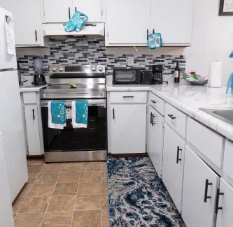 Griffin Heights Apartment | Convenient Noles Hotel Near FSU and FAMU in Downtown Tally