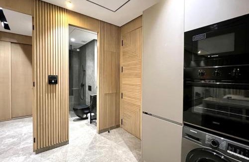 Ain Diab Apartment | Inviting Deluxe Ocean Suite by AppartAli - 10/10 Guest Rated