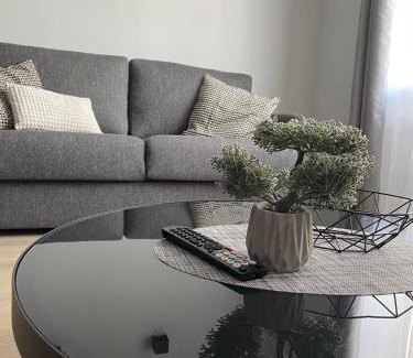 Old Town Apartment | Prime Old Town Apartments - Child Friendly & Guest Rated 9.6
