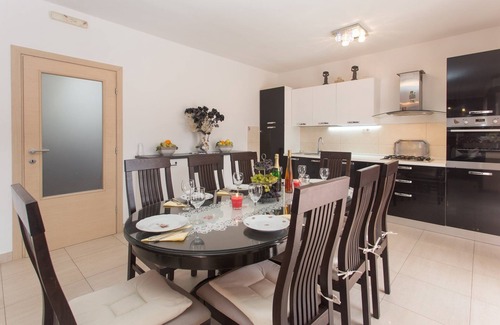 Trilj Villa | Deluxe Omis Villa | 4 Bedrooms | Villa Tomic | Private Pool | Perfect for.
