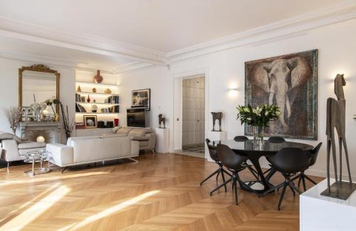 Notre-Dame-des-Champs Apartment | Elegant St Germain Suite in the Heart of Paris