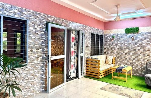 Ouagadougou Apartment | Pet-Friendly Deluxe Résidence with 10/10 Guest Rating