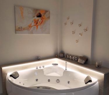 Vico del Gargano Apartment | Romantic Suite with Ocean View & Private Beach Access