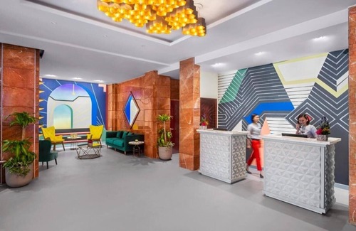 Al Wasl Apartment | Stylish Room Steps from Burj Khalifa Metro with Kitchen