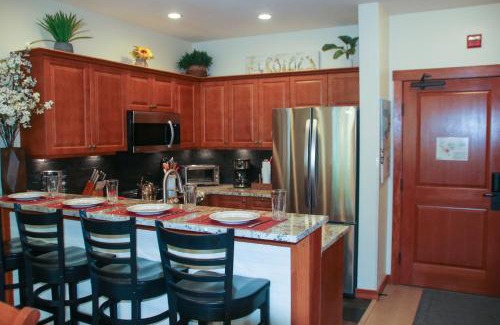Salt Lake Mountain Resorts Resort | Experience Solitude Mountain: Ski-In/Out Condo Awaits