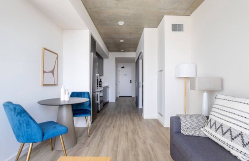 South Lake Union Apartment | Delightful 1BR Retreat near Lake Union with Great Amenities