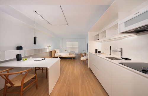 Bal Harbour Apartment | Tranquil Studio Retreat with Kitchenette at Bal Harbour