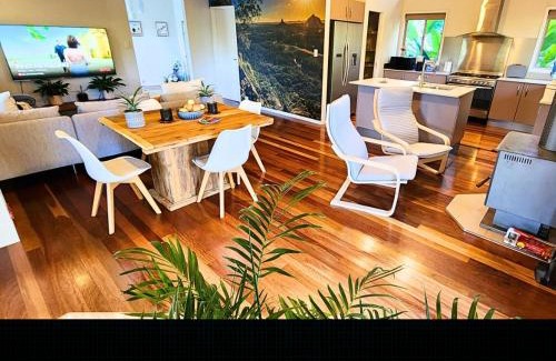 Doonan House | Elegant Suite with Fireplace & Pond in Noosa Hinterland