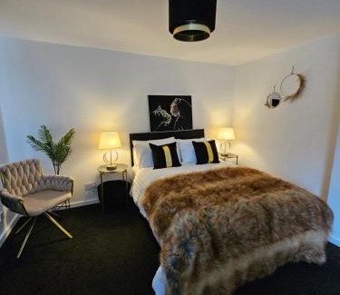 Stevenage Apartment | Modern Town Centre Studio in Stevenage - Rated 8.4/10