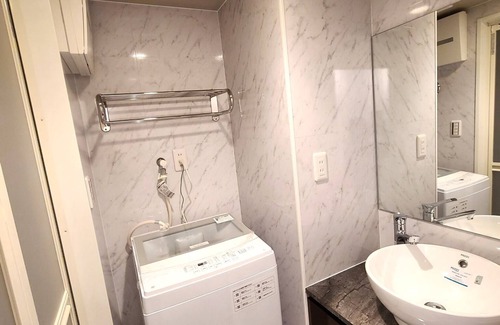 Higashigotanda Hotel | Elegant Twin Room in Shinagawa-ku, Tokyo - Rated 9/10