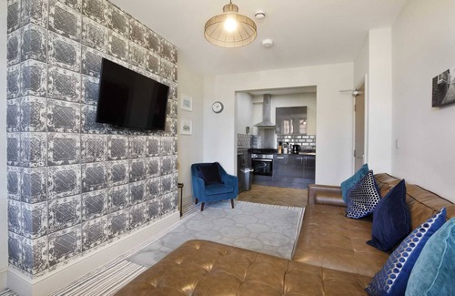 York Apartment | Spacious Two Bedroom Apartment for Families in York