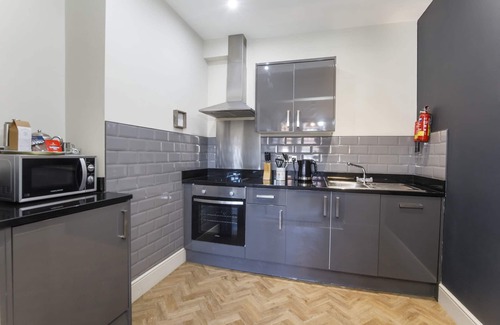York Apartment | Spacious Two Bedroom Apartment for Families in York