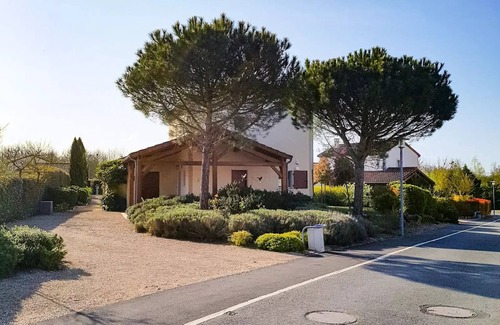 Vasles Villa | Deluxe unabhängige Villa, 2 Bäder 8 Personen