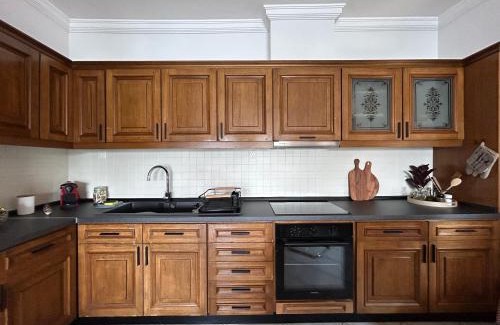 Kastoria Apartment | Prime City Center Apartment - DeLuxe View Kastoria