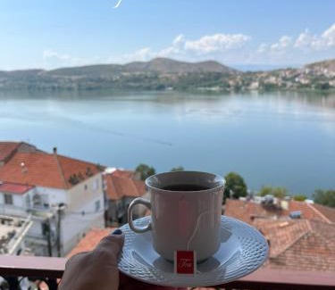 Kastoria Apartment | Prime City Center Apartment - DeLuxe View Kastoria