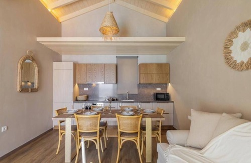 Spartia Villa | Deluxe Villa