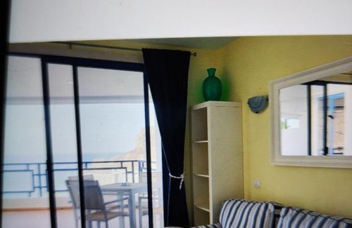 Taurito Apartment | Deluxe Sunset View: Family-Friendly Pool Retreat