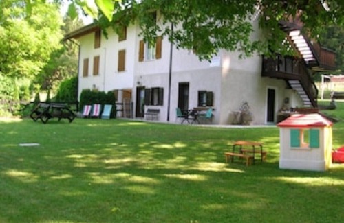 Val Maria-Pur Apartment | Inviting Demadonna "PUR" Unit B with Oceanfront Views