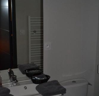 La Demi - Lune Bed & Breakfast | Oceanfront Retreat at Demeure & Dépendance - Guest Rated 9.1
