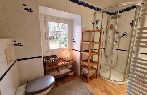 Cleyrac Bed & Breakfast | Relax at Demeure La Vignague with Pool and Hot Tub Access