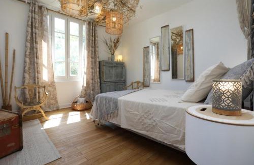 Romans-sur-Isere House | Discover Demeure Urbaine: Child-Friendly Retreat with High Ratings