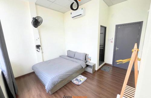 Nui Sam Hotel | Cozy DeMi Homestay 2 - Pet Friendly with Breakfast Included